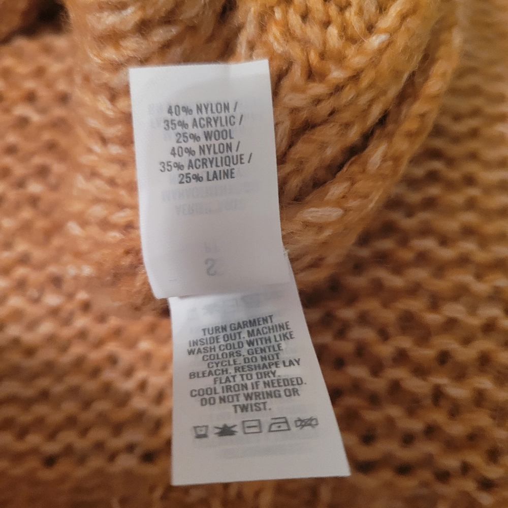 NWT Tan/Brown Aerie Cable Knit Oversized Wool Blend Sweater, Size Small - Picture 6 of 6